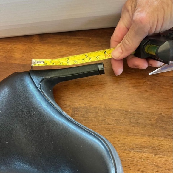 Black peep toe, tall, stiletto boot from Venus. Size 8. - Picture 4 of 5